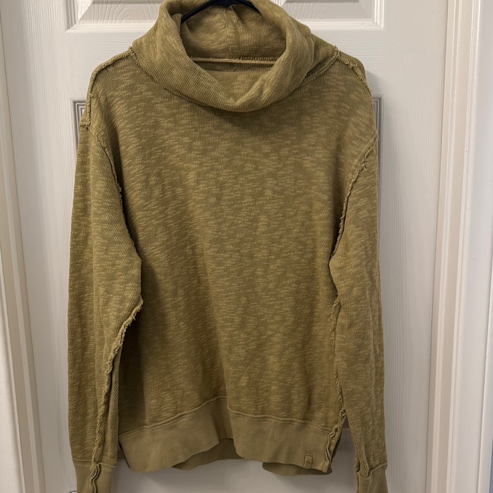 We the free womens Timmy turtleneck . Olive cotton blend Sweater